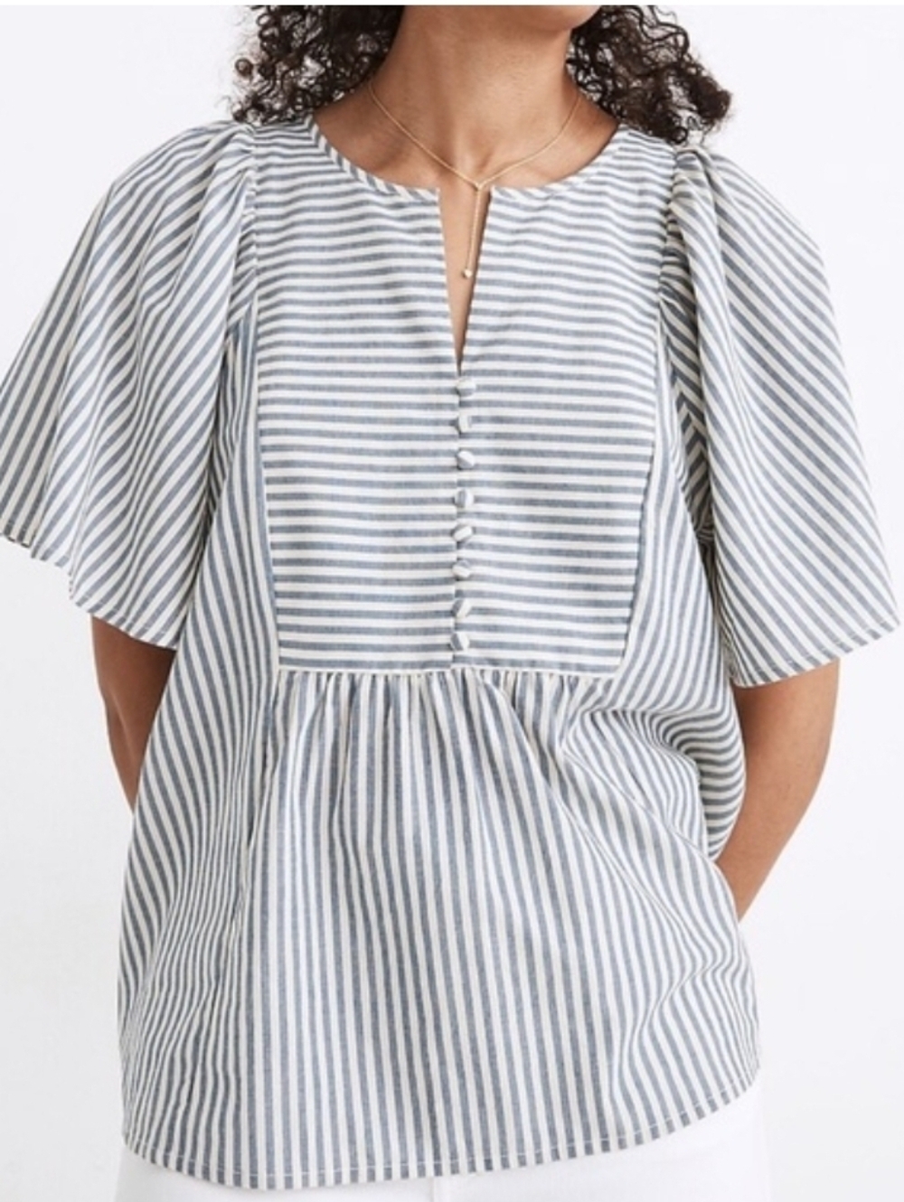 Madewell Striped Button-Front Flutter Sleeve Top in Blue and White Xs